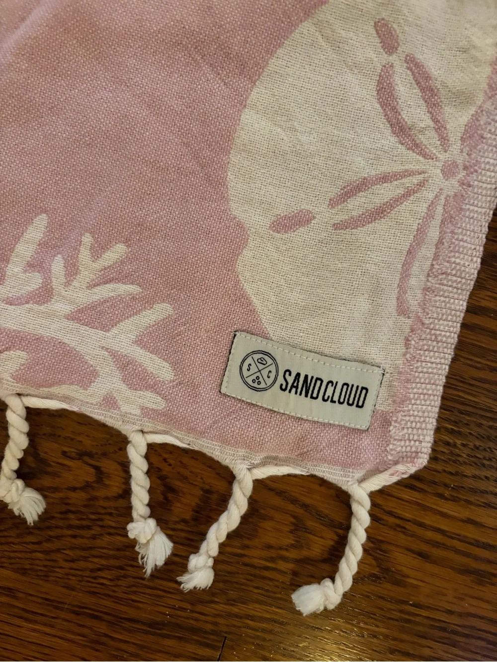 NWT RARE Sand Cloud Sand Dollar Coral Starfish Towel Large/XL